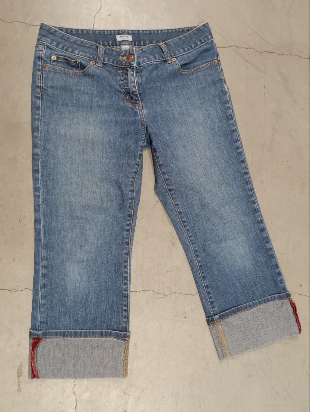 Halogen Denim Vintage Y2K Cropped & Cuffed Capri Stretch Jean Size 8 Low Rise